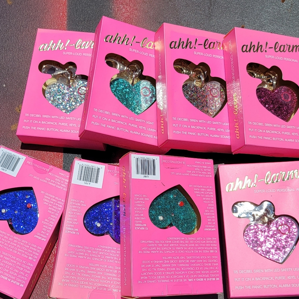 8 Personal alarm keychains